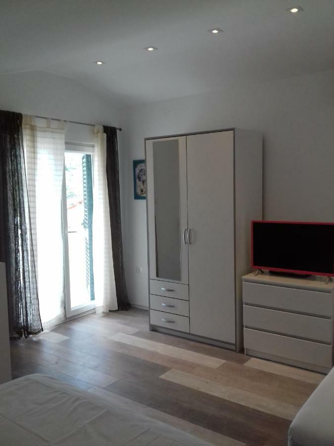 דירות סלאטינה Apartman Nena מראה חיצוני תמונה